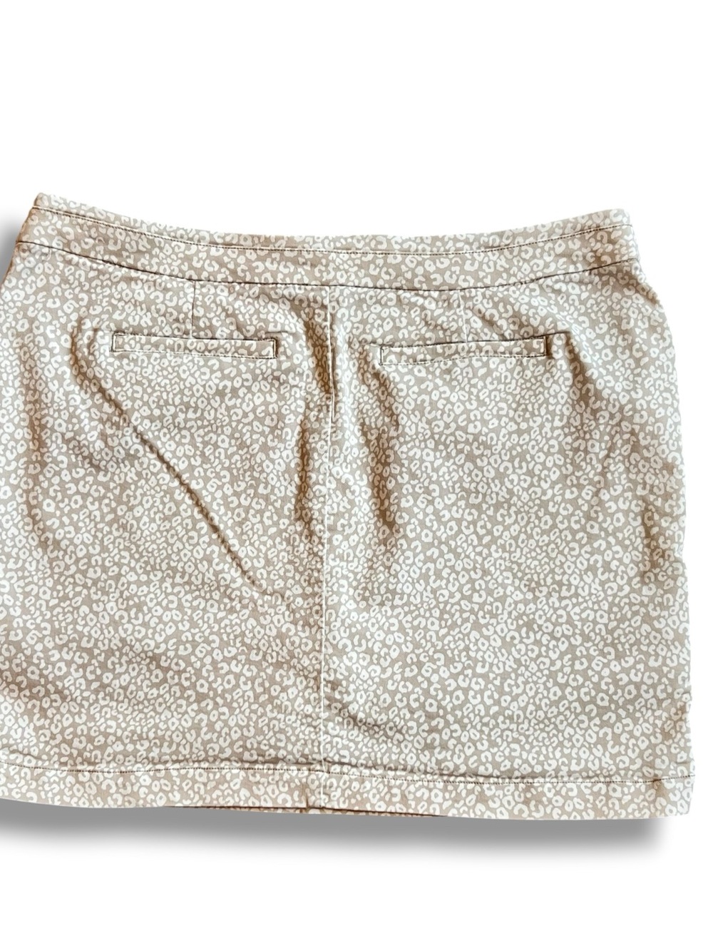 Briggs Women’s Golf Skort Skirt Tennis 4 Pockets Tan White Print Sz 16W C-9 - Picture 2 of 8